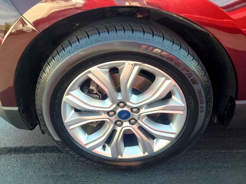 Used 2020 Ford Edge Titanium w/ Class II Trailer Tow Package image 39