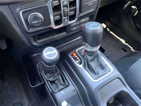 Used 2023 Jeep Wrangler Unlimited image 26