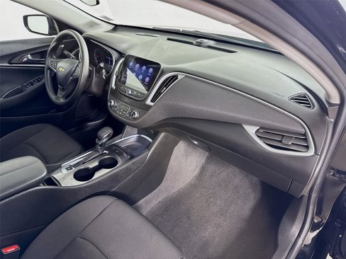 Used 2023 Chevrolet Malibu LT image 29