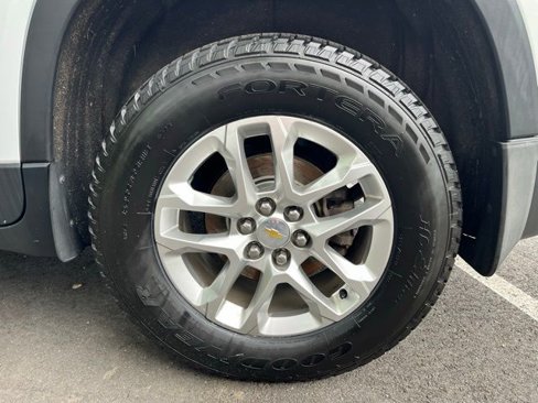 Used 2019 Chevrolet Traverse LT image 12