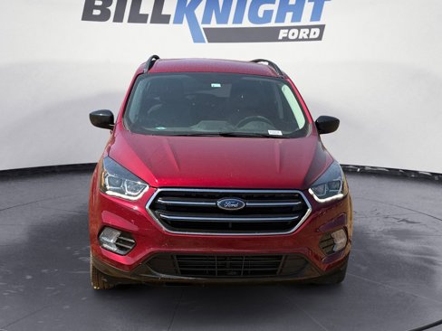 Used 2017 Ford Escape SE w/ Equipment Group 201A image 8