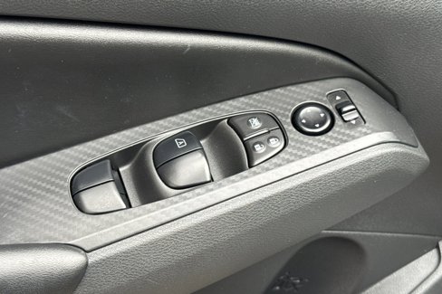 Used 2024 Nissan Altima 2.5 S image 14