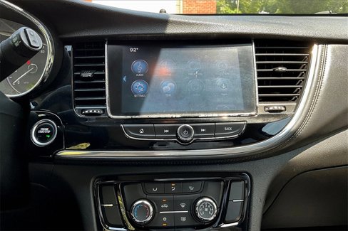 Used 2021 Buick Encore Preferred w/ Safety Package image 9