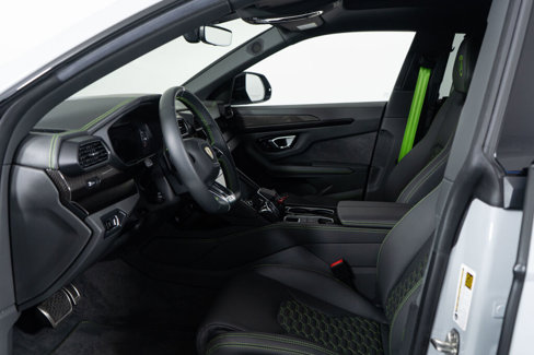 Used 2022 Lamborghini Urus image 13