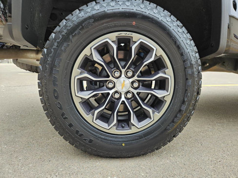 Used 2022 Chevrolet Colorado ZR2 image 29