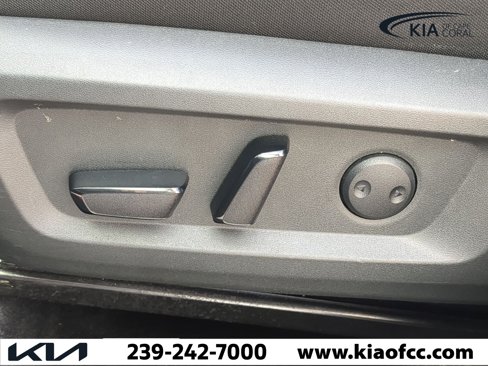 Used 2021 Nissan Rogue SV image 19
