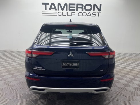 Used 2024 Mitsubishi Outlander SE Black Edition image 10