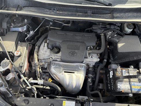 Used 2017 Toyota RAV4 LE image 6