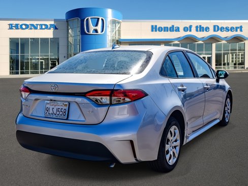 Used 2024 Toyota Corolla LE image 7