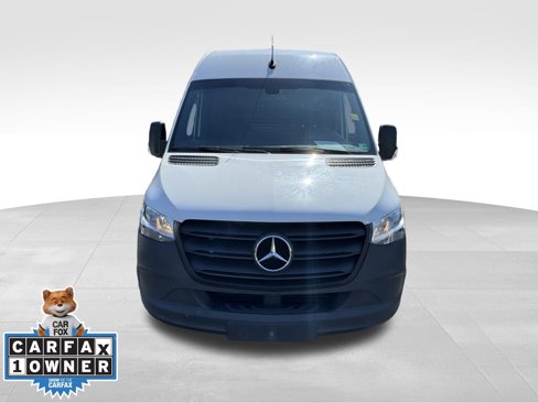 Used 2021 Mercedes-Benz Sprinter 3500 image 3