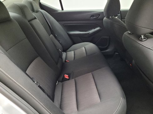 Used 2024 Nissan Altima 2.5 SV image 19