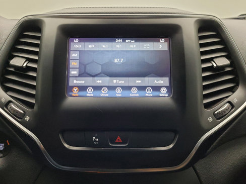 Used 2019 Jeep Cherokee Latitude Plus image 25