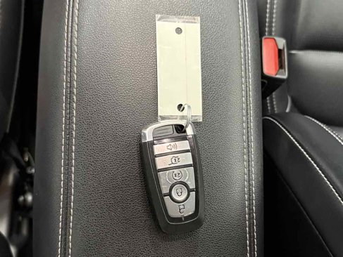 Used 2023 Ford Escape Platinum image 31