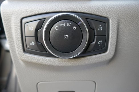 Used 2015 Ford F150 XLT w/ Equipment Group 302A Luxury image 26