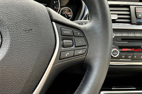 Used 2015 BMW 328i Sedan w/ Premium Package image 27
