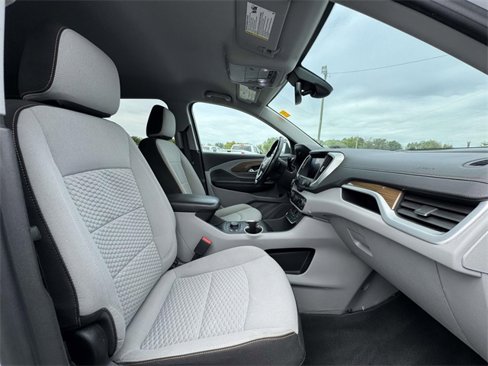 Used 2021 GMC Terrain SLE w/ Driver Convenience Package image 16