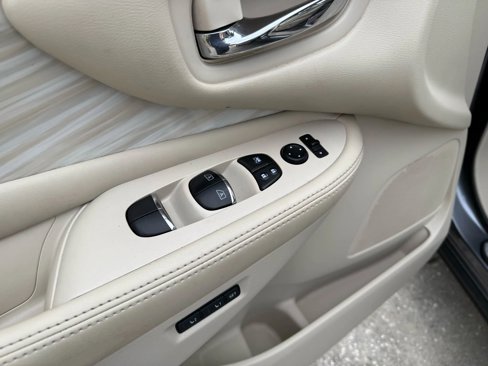 Used 2017 Nissan Murano SL image 15