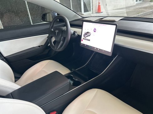 Used 2020 Tesla Model 3 Long Range image 21