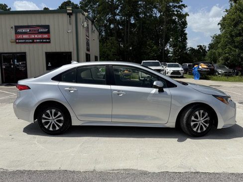 Used 2022 Toyota Corolla LE image 8