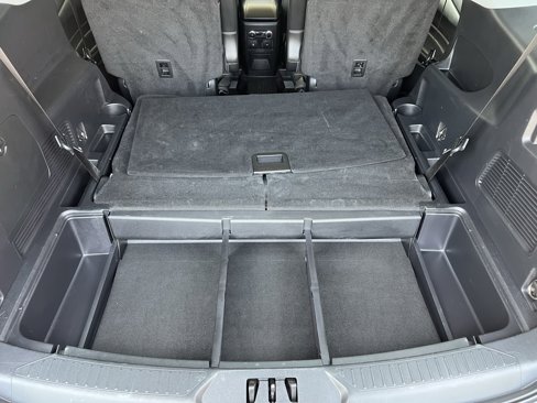 Used 2022 Ford Explorer XLT w/ Equipment Group 202A image 50