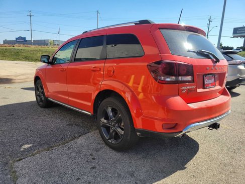Used 2019 Dodge Journey Crossroad w/ Popular Equipment Group image 4