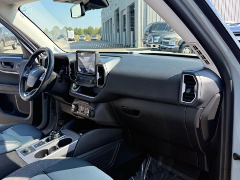 Used 2023 Ford Bronco Sport Outer Banks w/ Tech Package image 14
