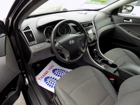 Used 2011 Hyundai Sonata GLS image 7