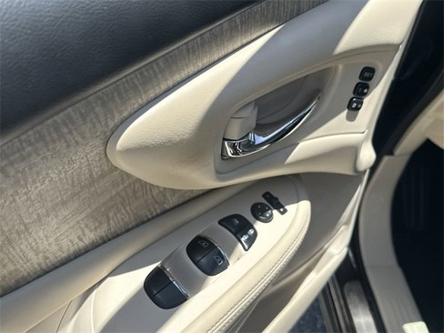 Used 2019 Nissan Murano SL image 20