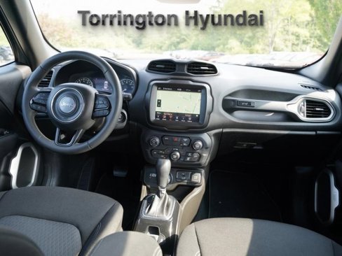 Used 2021 Jeep Renegade Latitude image 9