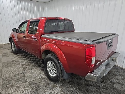 Used 2015 Nissan Frontier SV image 9