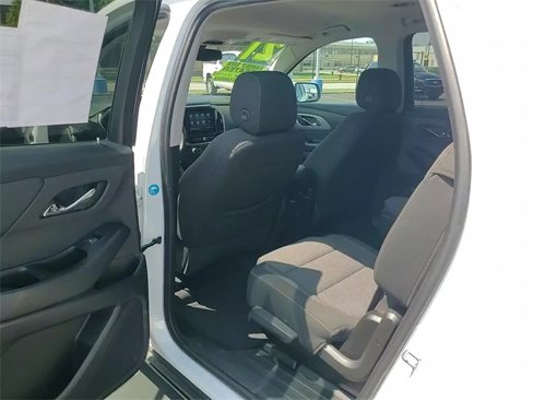 Used 2021 Chevrolet Traverse LT image 26