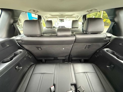 Used 2024 MAZDA CX-90 3.3 Turbo w/ Preferred Plus image 31