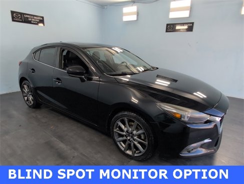 Used 2018 MAZDA MAZDA3 Grand Touring image 2