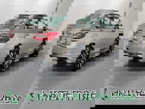 Used 2019 Subaru Legacy 2.5i Premium image 8