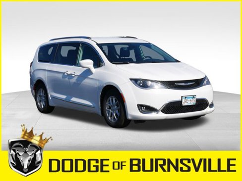 Used 2020 Chrysler Pacifica Touring-L image 1