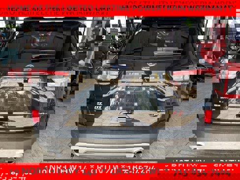 Used 2022 Ford Escape SEL image 4