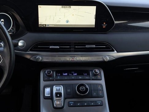 Used 2021 Hyundai Palisade Calligraphy image 11