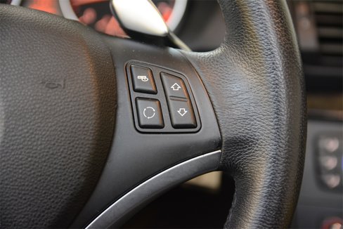 Used 2009 BMW 128i Convertible w/ Premium Pkg image 18
