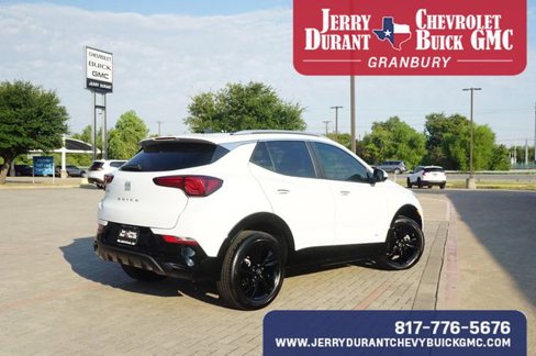 Used 2025 Buick Encore GX Sport Touring w/ Advanced Technology Package image 7