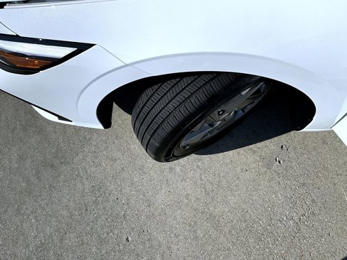 Certified 2025 Hyundai Elantra SE image 22