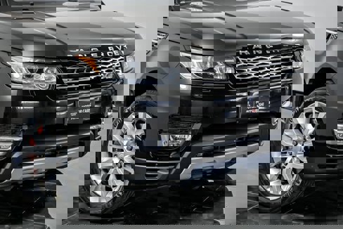 Used 2017 Land Rover Range Rover Sport Supercharged image 2