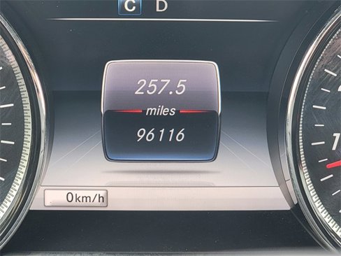 Used 2018 Mercedes-Benz E 300 image 36