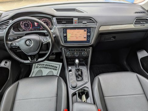 Used 2019 Volkswagen Tiguan SEL image 11
