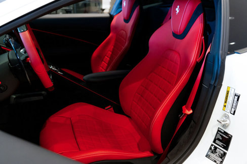 Certified 2023 Ferrari Roma image 11