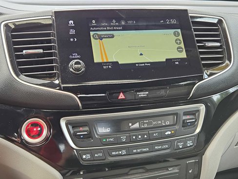 Used 2020 Honda Pilot Touring image 35