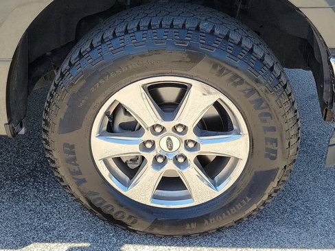 Used 2019 Ford F150 XLT w/ Equipment Group 302A Luxury image 7