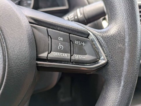Used 2018 MAZDA MAZDA3 Sport image 22
