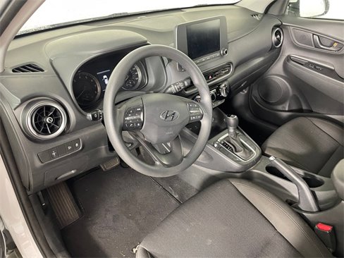 Used 2022 Hyundai Kona SEL image 5