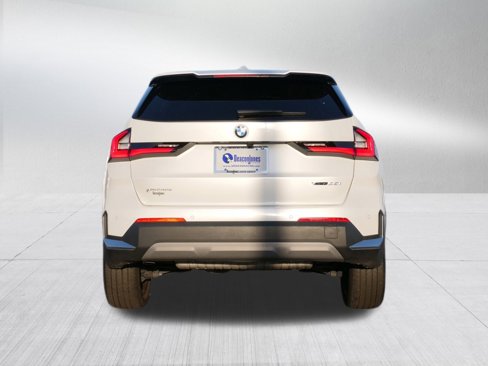 Used 2023 BMW X1 xDrive28i image 4