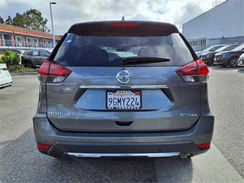 Certified 2020 Nissan Rogue SV w/ Premium Package image 22